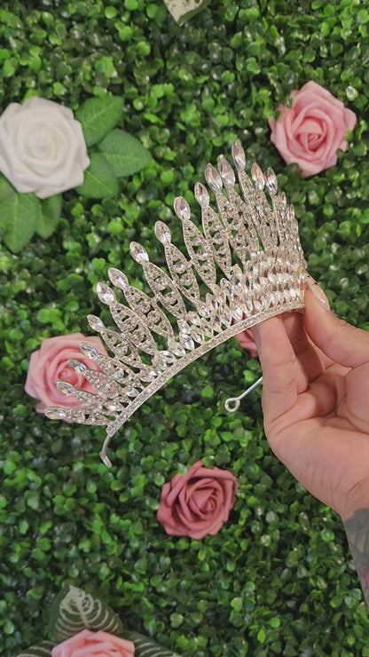 Silver Tiara with Silver Rhinestones (241)